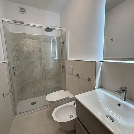 Solarium דירה ביביונה